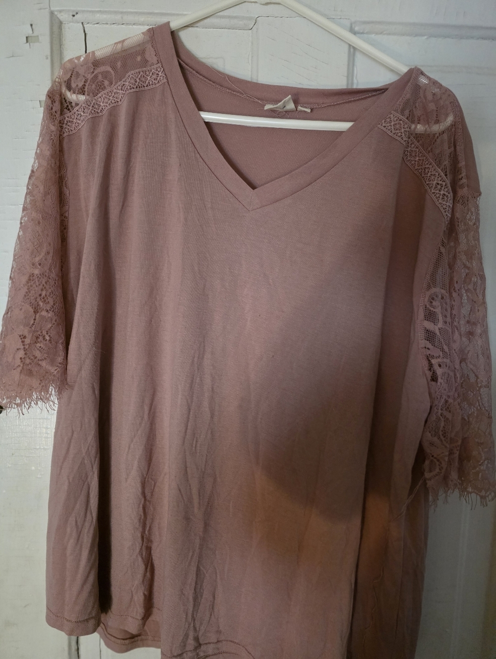 Women's Lace-Shoulder V-Neck Blouse - Pink